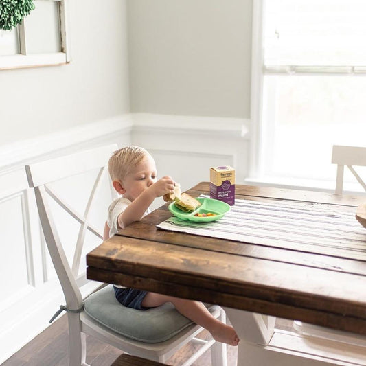 How to encourage a picky eater toddler to try new foods